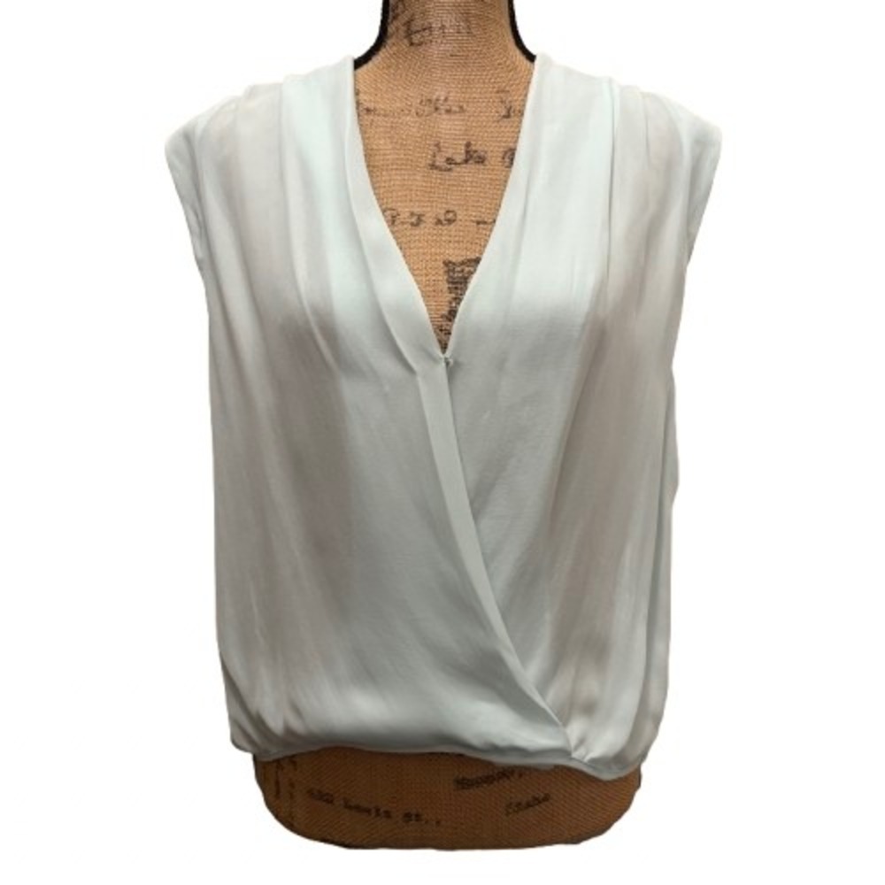 Michelle Mason 100% Silk Sleeveless‎ Blouse Size Faux Wrap Seafoam Green Size 4